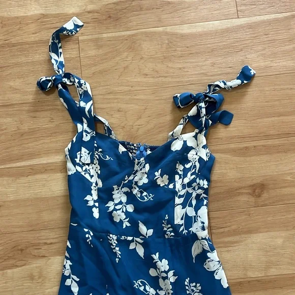 Reformation Nadira Dress Cyanotype 2 - Picture 4 of 8